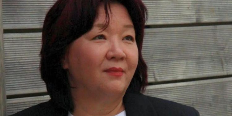 Дина Тансари