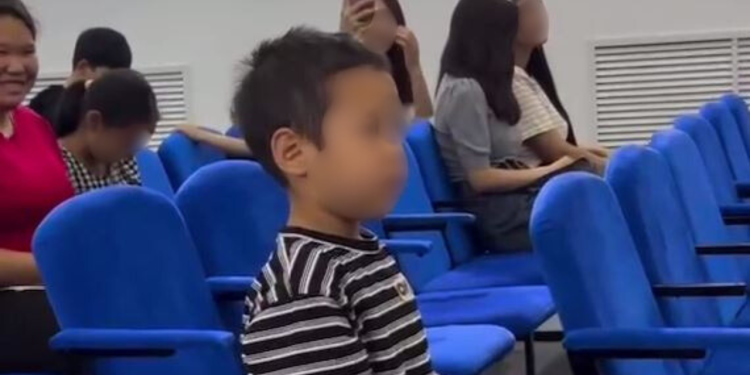 мальчик