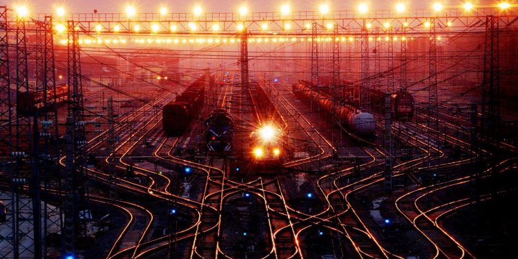 Положил мертвое тело под поезд: подозреваемого в убийстве задержали в Алматинской области