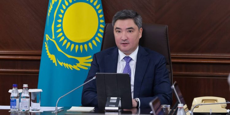 Олжас Бектенов