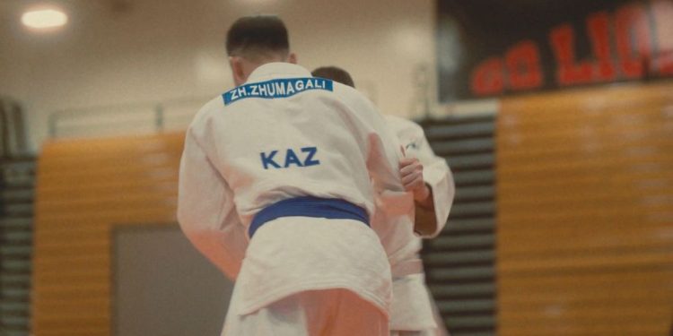 Жасулан Жумагали: казахстанский дзюдоист, покоряющий татами США