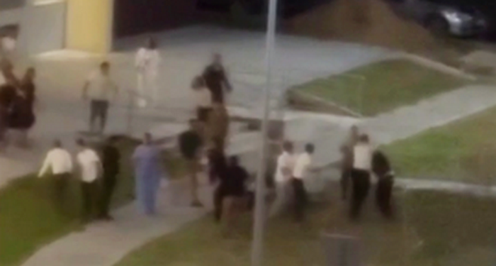 Массовая драка произошла возле караоке-бара в Астане