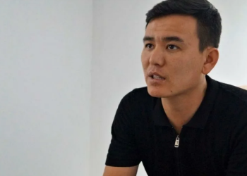 Вайнер Мейирхан Шерниязов ответил, почему он на свободе, а Мейржан Туребаев — нет