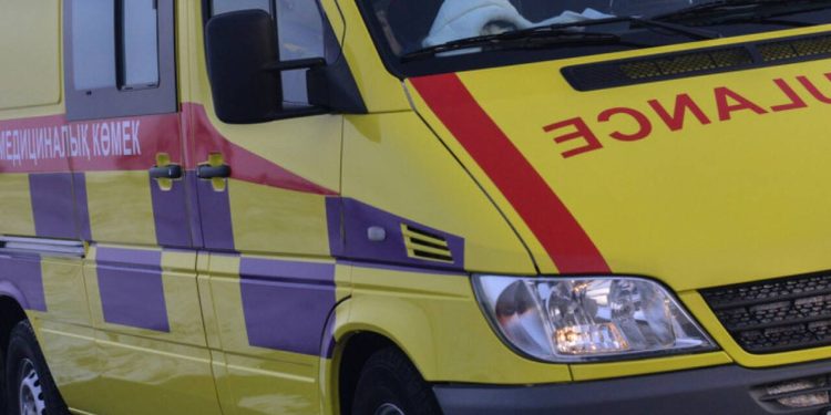 В Павлодаре женщина выбросила детей из окна, а затем выпрыгнула сама