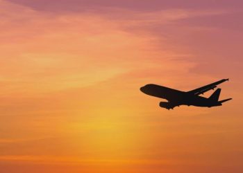 Из-за опасности взрыва в Стамбул вернулся самолёт, летевший над Казахстаном