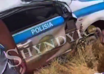 Полицейское авто всмятку: ДТП сняли на видео в Туркестанской области
