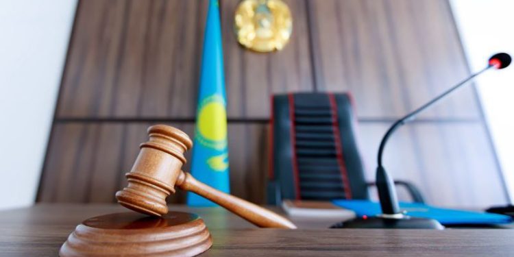 Захват заложницы в аэропорту Алматы: мужчину приговорили к 11 годам тюрьмы