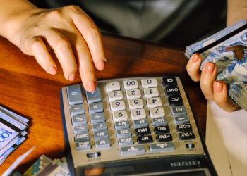 Боялись или прозрели? После “просьбы” премьера крупный бизнес уплачивает справедливые налоги