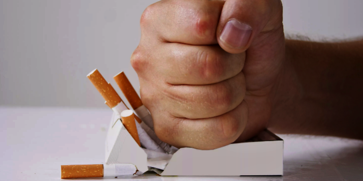 Казахстанцы стали меньше курить?