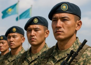 Солдатам-срочникам в Казахстане запретят получать кредиты