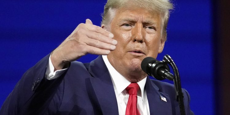 Дональд Трамп отменил санкции против Сирии