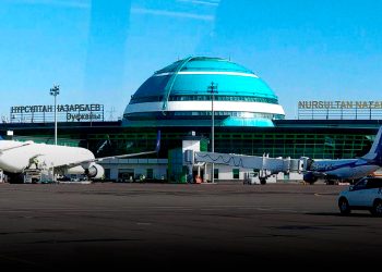 Скандал в аэропорту Астаны: алматинец угрожал полицейским и получил срок