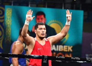 Этап Кубка мира по боксу: заключительный бой блестяще выиграл казахстанец