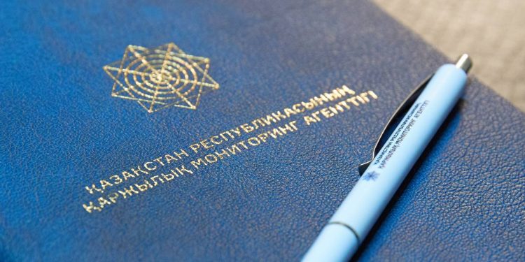 Миллионные взятки: в Алматы расследуют уголовное дело, связанное с ПКБ