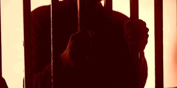 В Костанае арестовали напавшего на врача мужчину