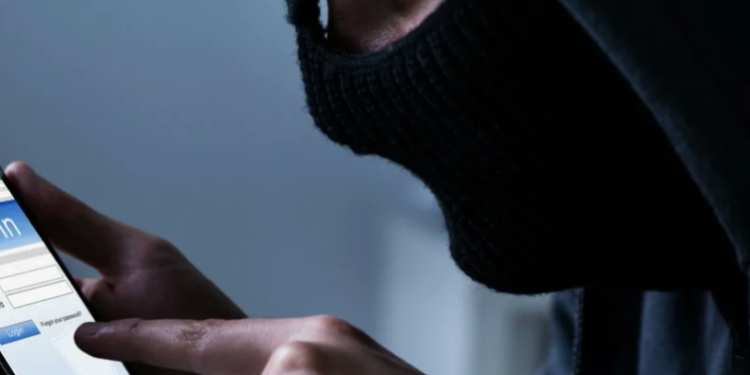 Как аферисты обманывают казахстанцев, прикрываясь Казпочтой