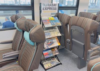 Туристический поезд Burabay Express запустили в Казахстане