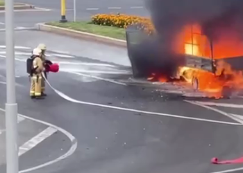 В Алматы горела «ГАЗель» — тушить было нечем