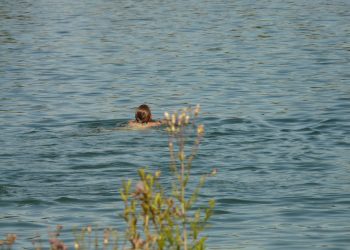 Трагедия на Капчагае: девушка утонула на глазах депутата Бакытжана Базарбека