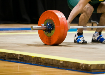 Штангисты Казахстана с рекордами выиграли Чемпионат Азии