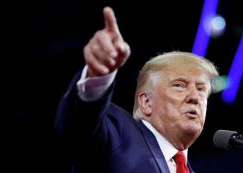 «Я разбомблю Москву»: что Трамп говорил на закрытых встречах с донорами