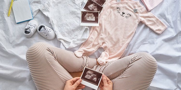 В Жамбылской области 14-летняя школьница оказалась беременной