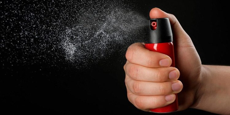 “Неадекватная пара”: мужчина пострадал от нападения с перцовым баллоном в Уральске (ВИДЕО)