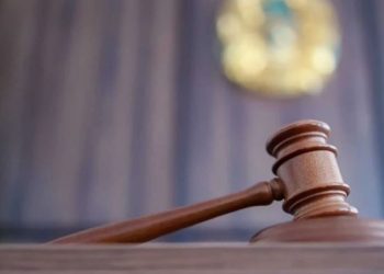 Суд подтвердил отцовство: аким Мангистауской области будет платить алименты внебрачному ребёнку