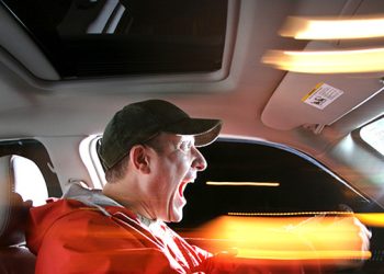 Бомбила из России накатал в Казахстане штрафов на 7,7 млн тенге (ВИДЕО)