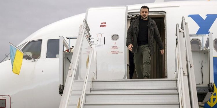 Зеленский прибыл в Вашингтон на переговоры с Трампом