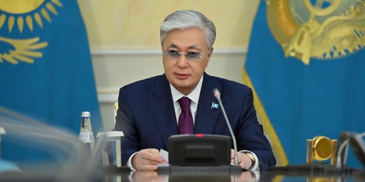 Президент Казахстана примет участие в конференции ООН в Туркменистане