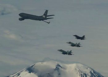 Небо над Аляской закроют из-за встречи Трампа и Путина