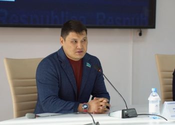 В суде по делу о покушении на Берденова сообщили, что подсудимого Жиембая хотели уволить