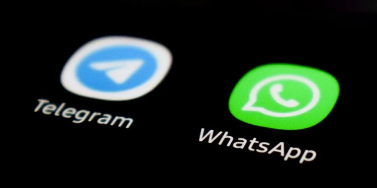 Россиян хотят ограничить в использовании WhatsApp и Telegram