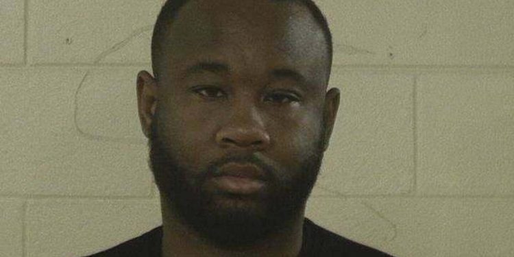 Американский Челах? Военный открыл огонь по сослуживцам в США