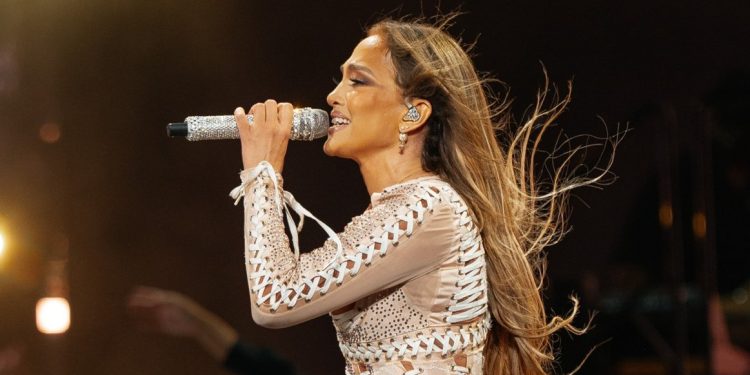 Дженнифер Лопес зажгла Астану: как прошёл главный концерт года (ВИДЕО)