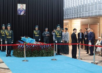 Спи, дорогой товарищ: военные, коллеги, друзья и политики простились с Талгатом Мусабаевым