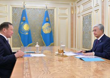 Аксакалов рассказал Токаеву, на что в Костанайской области расходуются миллиарды тенге