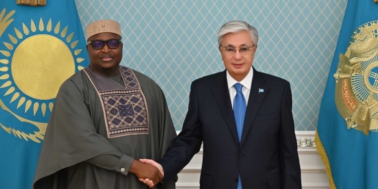 Касым-Жомарт Токаев принял спецпосланника президента Сьерра-Леоне