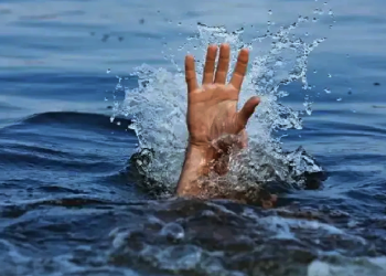 Трагедия на Алаколе: подросток тонул на глазах отдыхающих, но никто не нырнул за ним