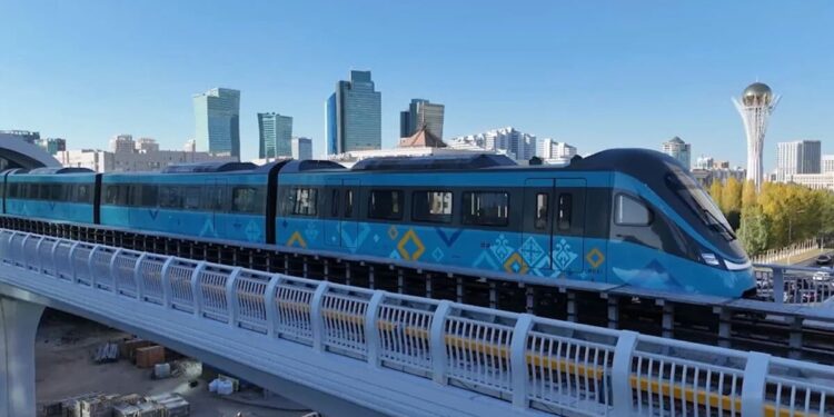 В Астане начали тестировать LRT (ВИДЕО)