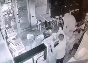 Воры-гастролёры обчистили пиццерию в Астане, но их “застукали” видеокамеры