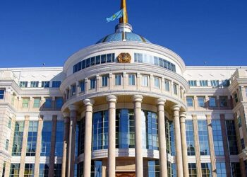 В Акорде объяснили причины последних кадровых перестановок в правительстве