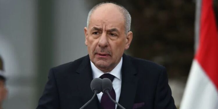 В Астане с официальным визитом ожидают президента Венгрии