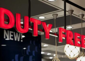 FlyArystan разрешила бесплатно провозить покупки из duty free