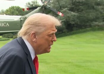 Трампа разозлил журналист, задававший каверзные вопросы (ВИДЕО)