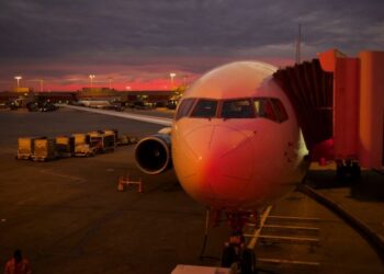 Пассажир получил почти 100 тысяч тенге от Air Astana за задержку рейса