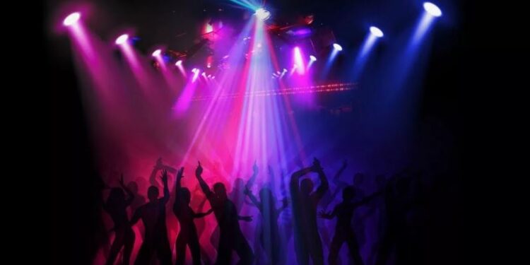 Молодого парня убили в ночном клубе Астаны (ВИДЕО)