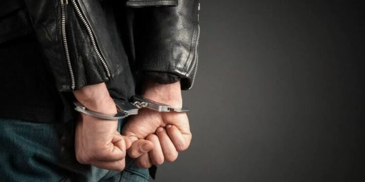 Задержан участник международной группы кибермошенников в Бишкеке