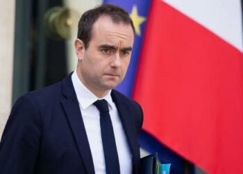 Макрон назначил нового премьер-министра